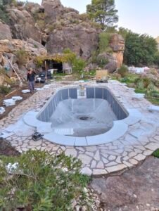 reforma coronación piscina Granada antes